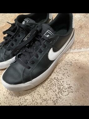 Nike Court Royale AC Black White Low Top Retro Sneakers Size 7